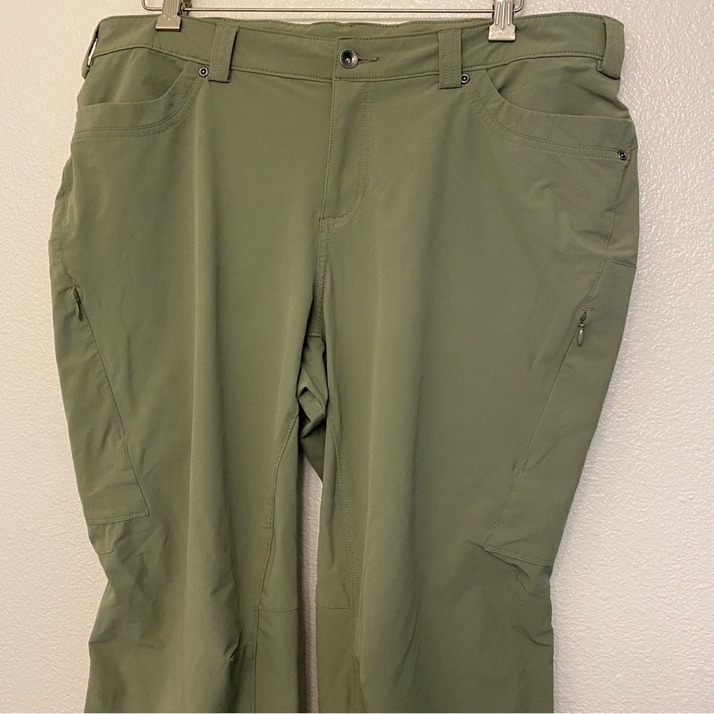 Duluth Trading Co Flexpedition Bootcut gorpcore woman’s plus Pants 75802 18W x31 - Picture 5 of 12